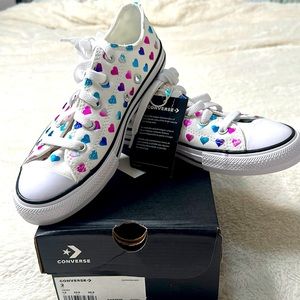 Converse Sneakers Girls sz 2 CTAS New Shoes Rainbow Hearts Chucks Youtg A03391F